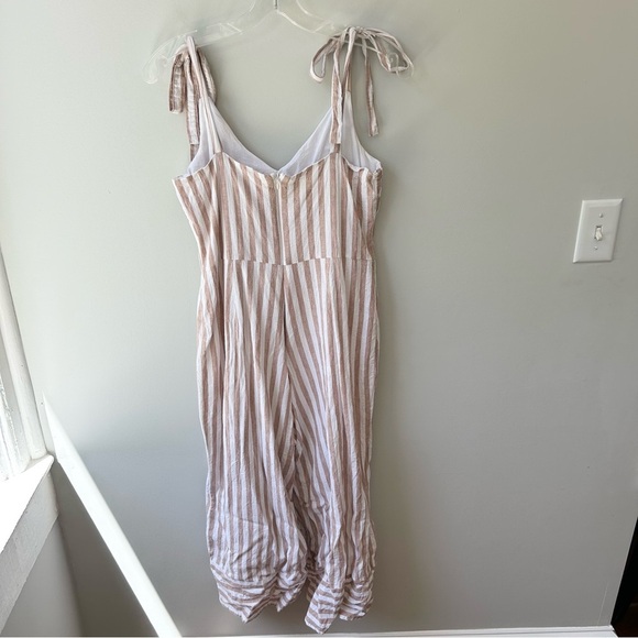 Everly women’s striped tie shoulder jumpsuit - Picture 4 of 8